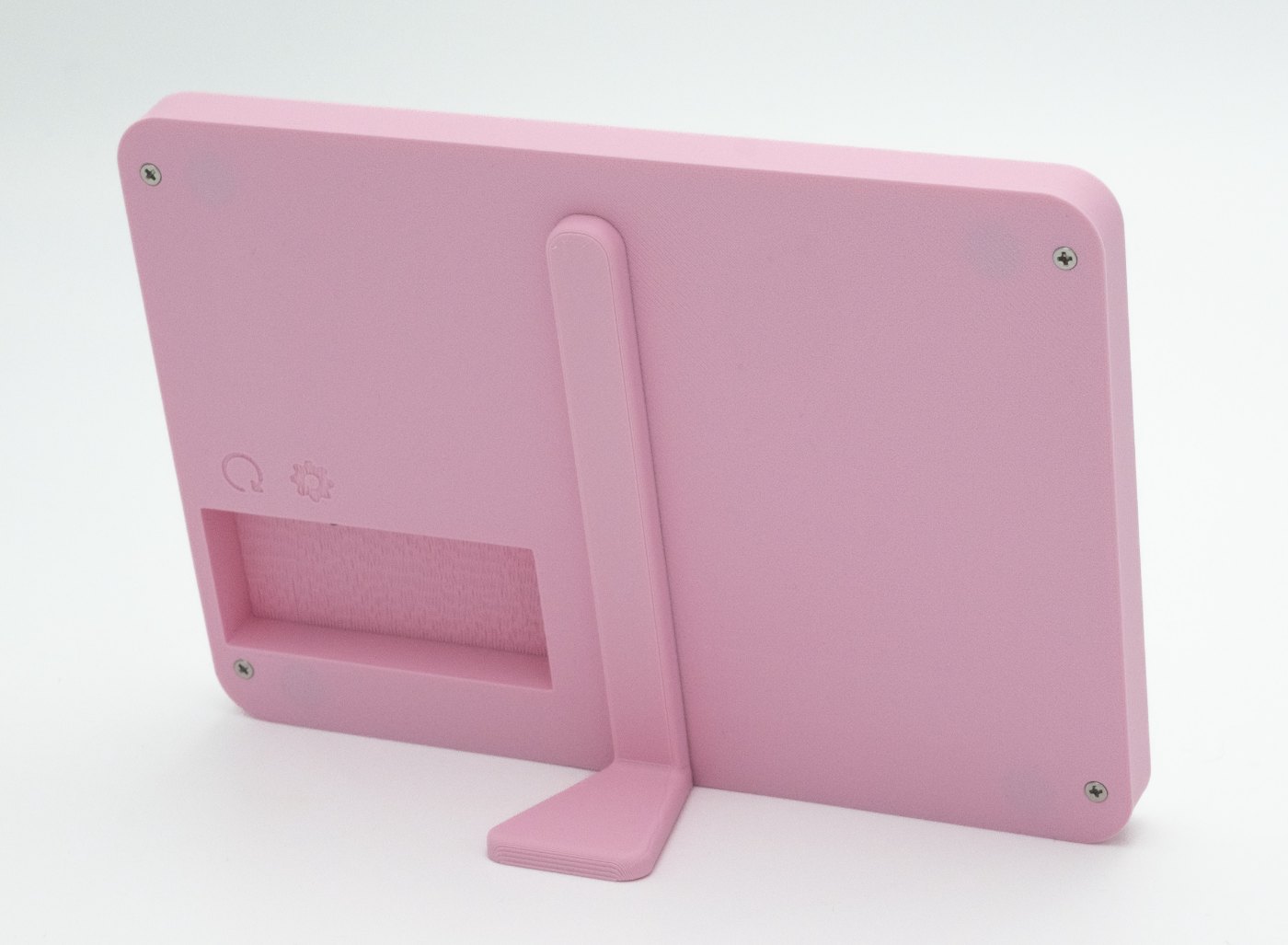 Cloud Blush Brisa Daylo from the back, showing its detachable magnetic stand